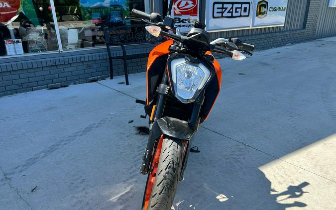 2022 KTM 200 Duke