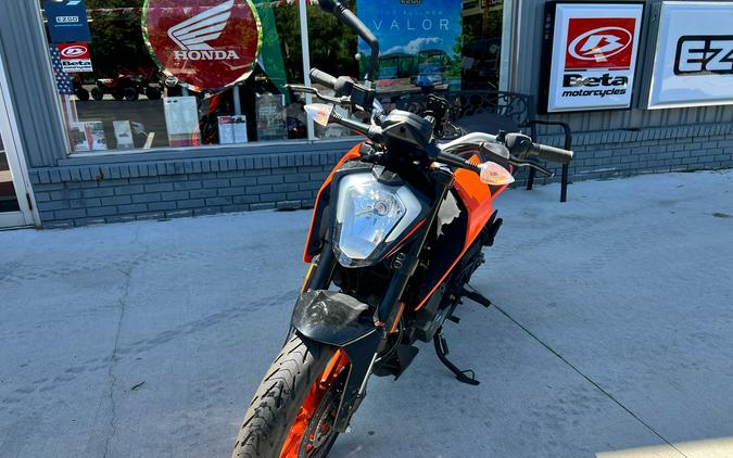 2022 KTM 200 Duke