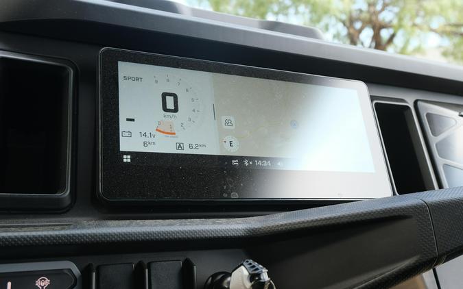 2026 CAN-AM DEFENDER MAX XT HD11