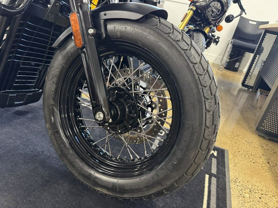 2025 Indian Motorcycle® Super Scout® Black Metallic