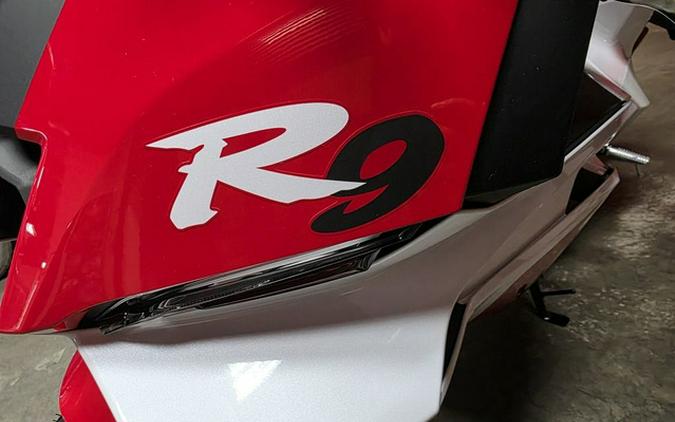 2026 Yamaha YZF R9 70Th Anniversary Edition