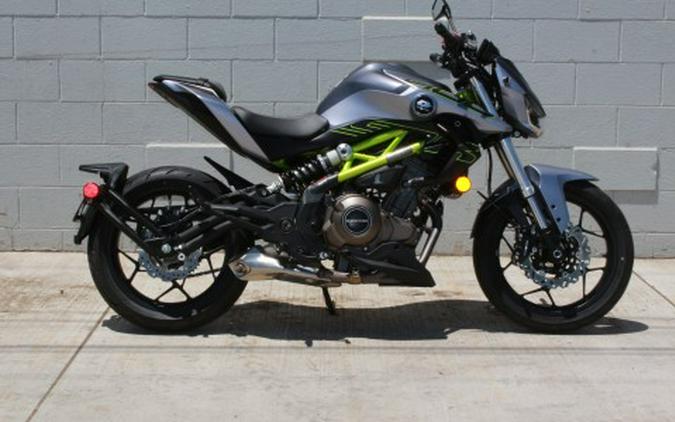 2023 QJMotor SRK400 ABS