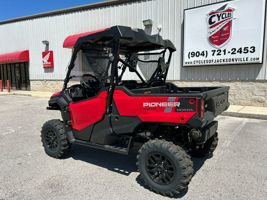 2025 Honda Pioneer 1000 Deluxe