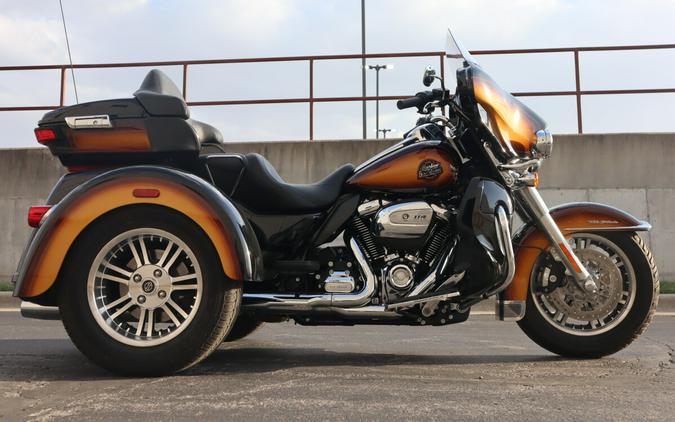 2024 Harley-Davidson Tri Glide Ultra FLHTCUTG