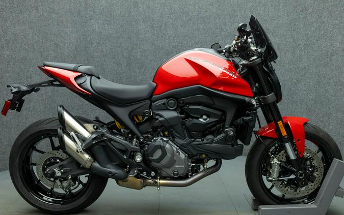 2024 DUCATI MONSTER PLUS