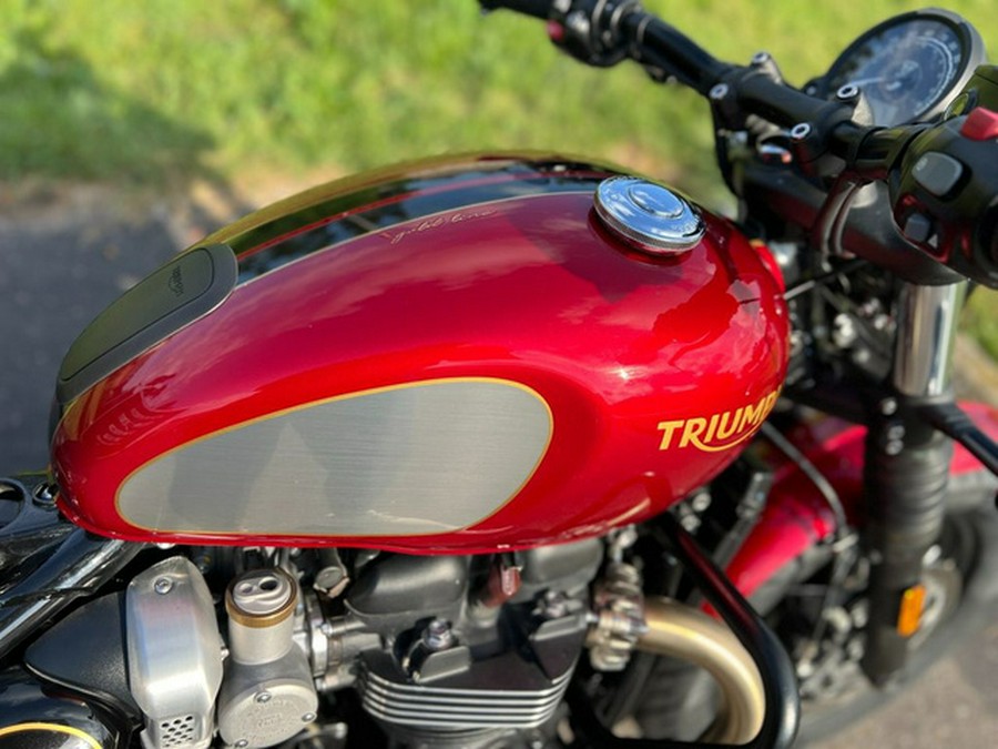 2022 Triumph Bonneville Bobber Gold Line Carnival Red/Sapphire