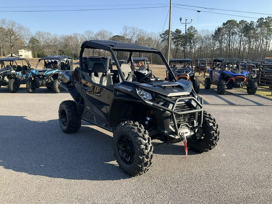 2026 Can-Am Commander XT 700
