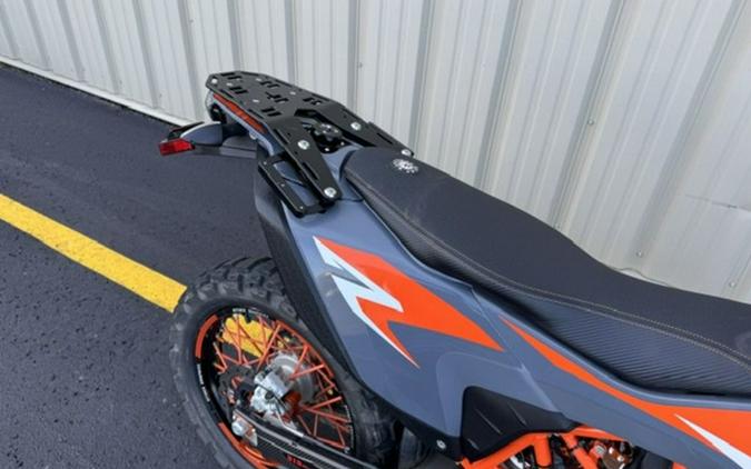 2022 KTM 690 Enduro R