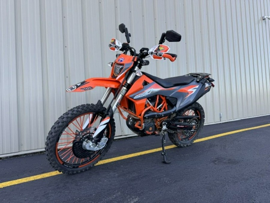 2022 KTM 690 Enduro R