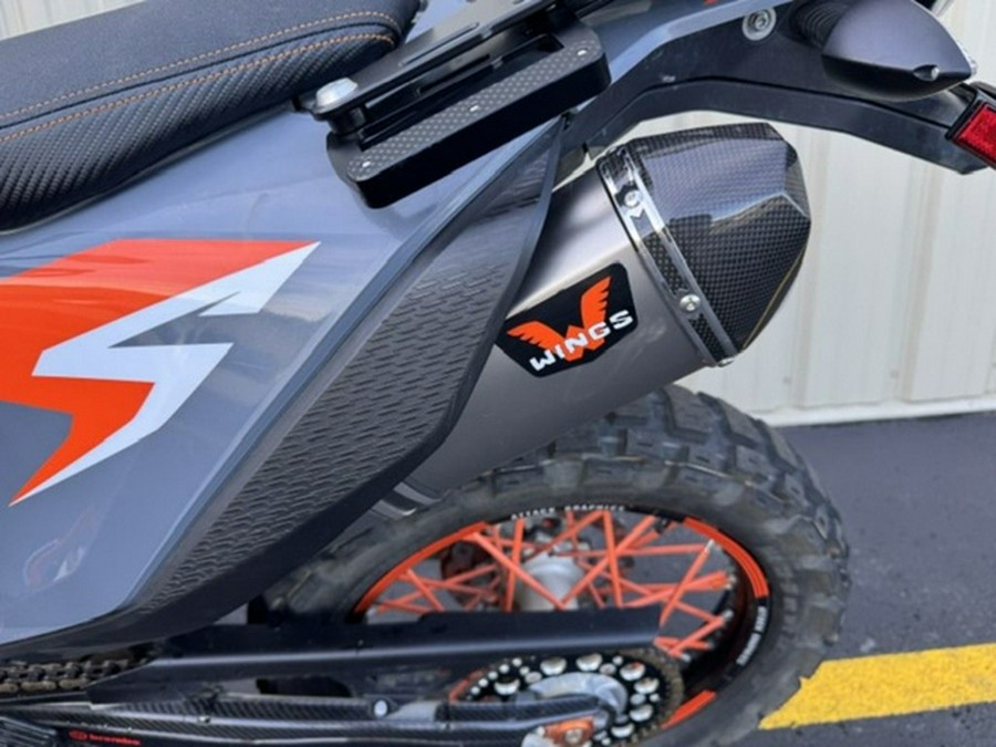 2022 KTM 690 Enduro R