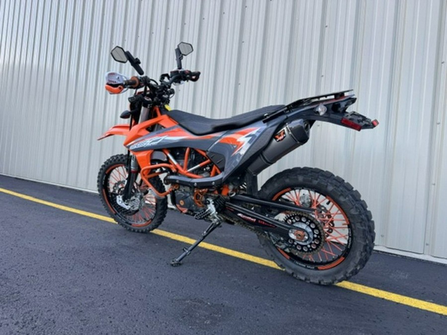2022 KTM 690 Enduro R