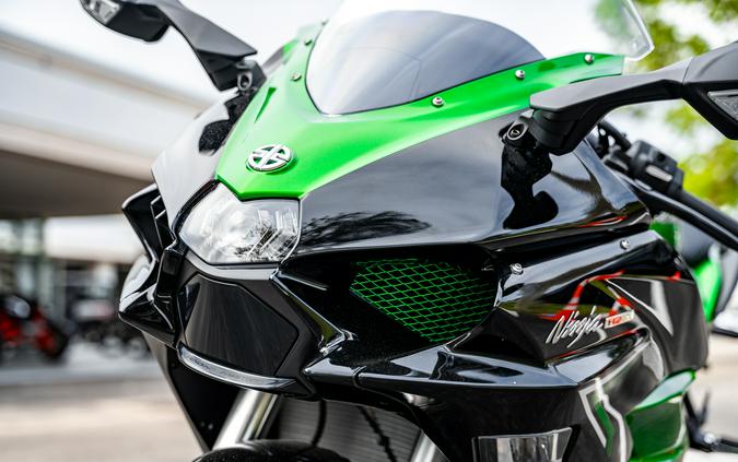 2022 Kawasaki Ninja® H2® SX SE