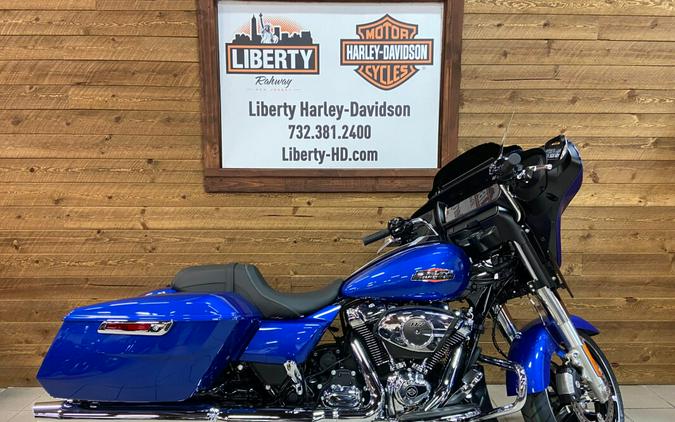 2024 Harley-Davidson Street Glide® Blue Burst flhx