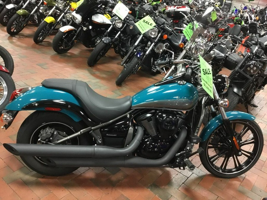 2022 Kawasaki Vulcan® 900 Custom