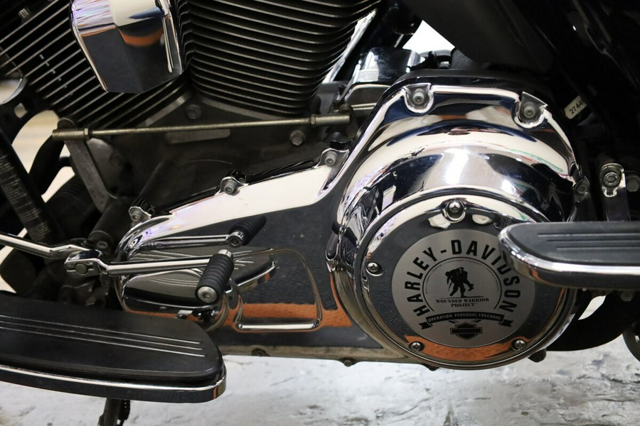 FLHX 2014 Street Glide®