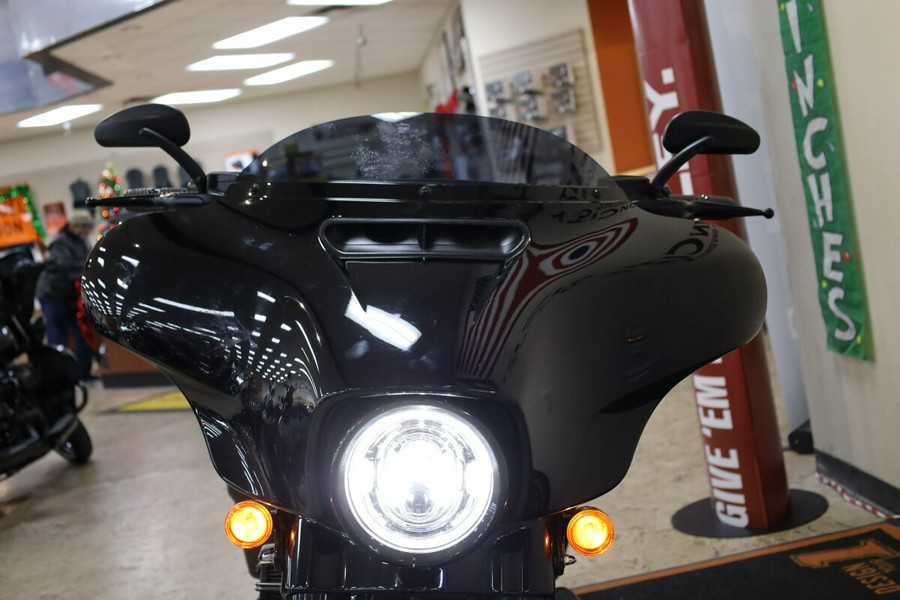 FLHX 2014 Street Glide®