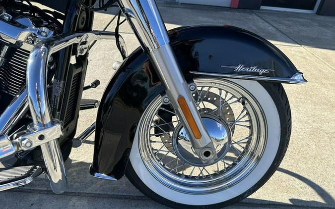 2024 Harley-Davidson Softail FLHCS - Heritage Classic