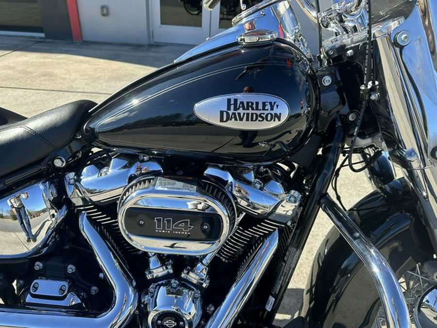 2024 Harley-Davidson Softail FLHCS - Heritage Classic