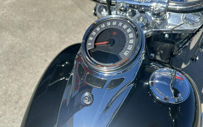 2024 Harley-Davidson Softail FLHCS - Heritage Classic