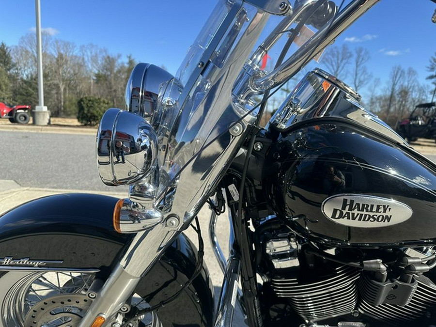 2024 Harley-Davidson Softail FLHCS - Heritage Classic