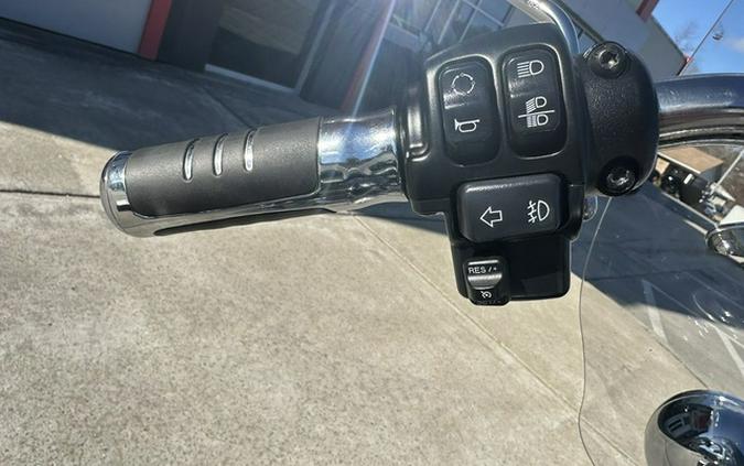 2024 Harley-Davidson Softail FLHCS - Heritage Classic