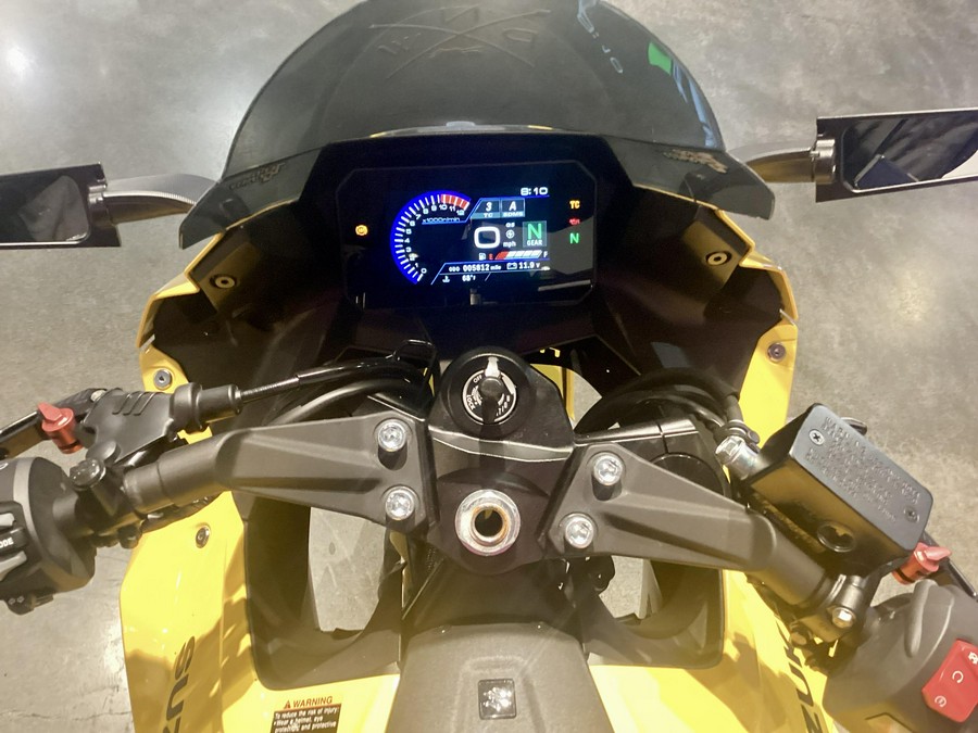 2025 Suzuki Gsx-8r