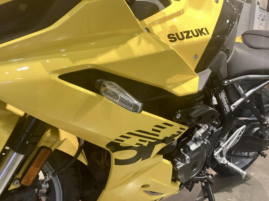 2025 Suzuki Gsx-8r