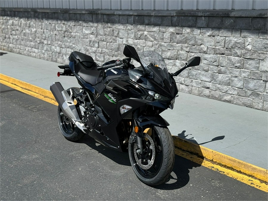 2024 Kawasaki Ninja 500