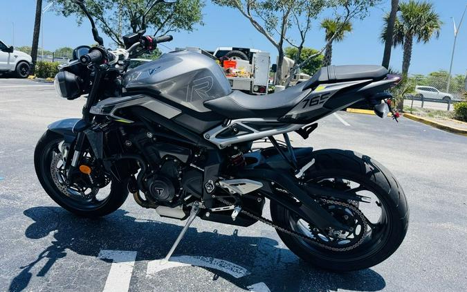 2024 Triumph Street Triple 765 R Silver Ice