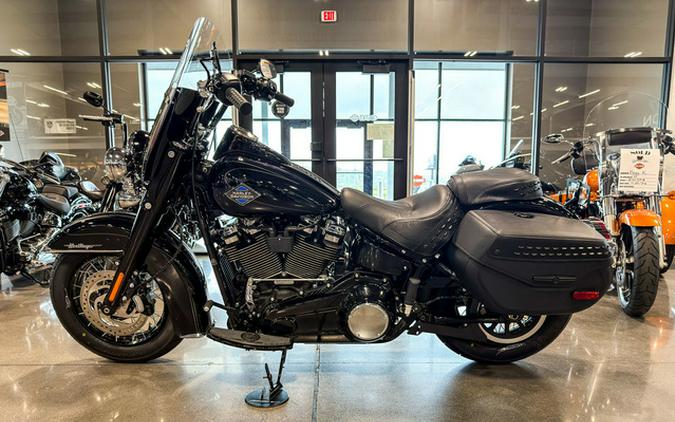 2026 Harley-Davidson Softail FLHC - Heritage Classic