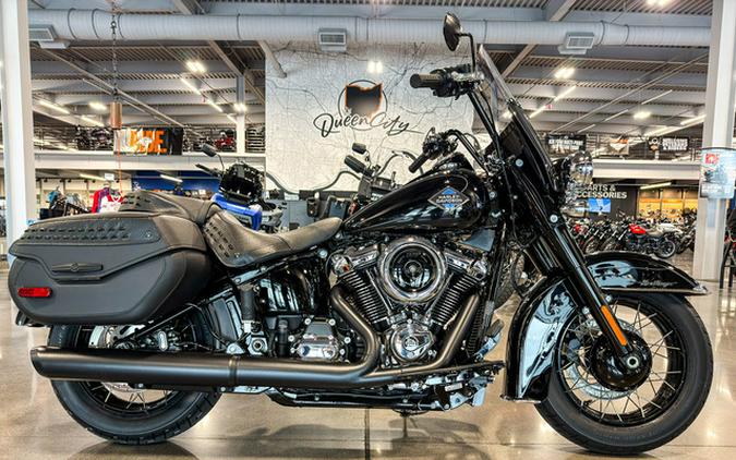 2026 Harley-Davidson Softail FLHC - Heritage Classic
