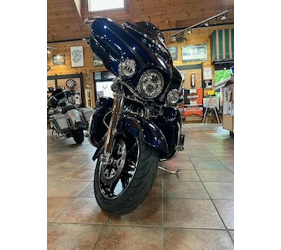 2018 Harley-Davidson 115th Anniversary CVO Limited Odyssey Blue