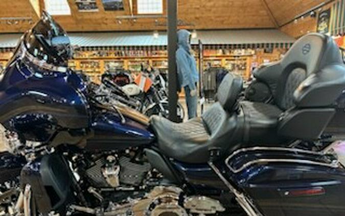 2018 Harley-Davidson 115th Anniversary CVO Limited Odyssey Blue