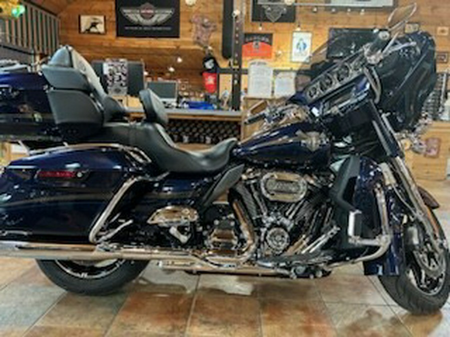 2018 Harley-Davidson 115th Anniversary CVO Limited Odyssey Blue