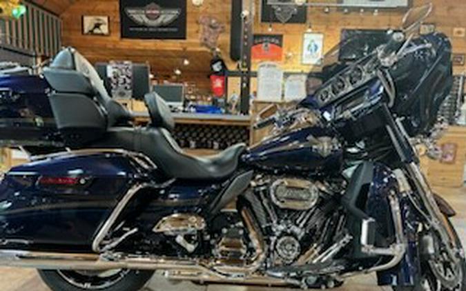 2018 Harley-Davidson 115th Anniversary CVO Limited Odyssey Blue