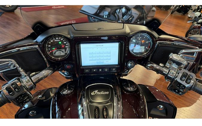 2021 Indian Motorcycle ROADMASTER LIMITED, CRIMSON MTLLC, 49ST Limited