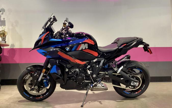 2026 BMW M 1000 XR