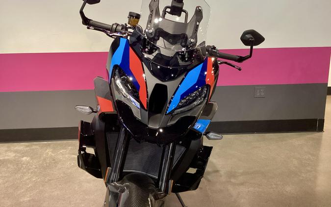 2026 BMW M 1000 XR