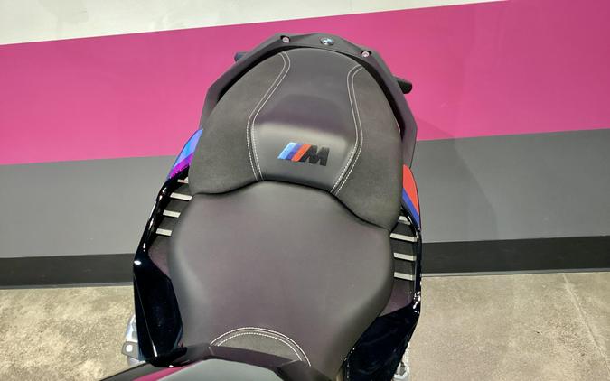 2026 BMW M 1000 XR