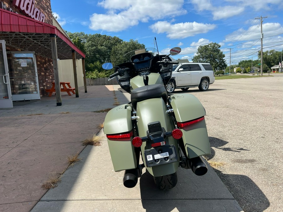 2025 Indian Motorcycle Challenger® Dark Horse® 112