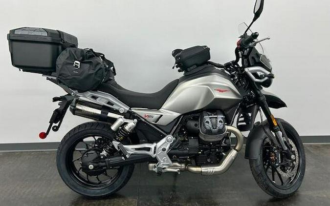 2025 Moto Guzzi V85 Strada