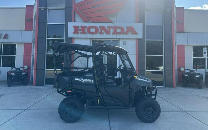 2025 Honda Pioneer 700-4 Deluxe