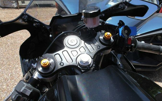 2025 Yamaha YZF-R7