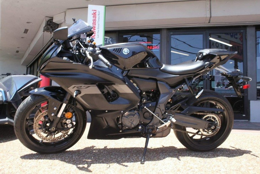 2025 Yamaha YZF-R7