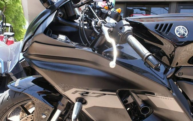 2025 Yamaha YZF-R7