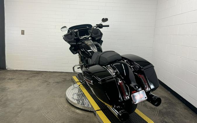 2024 Harley-Davidson Road Glide® VIVID BLACK