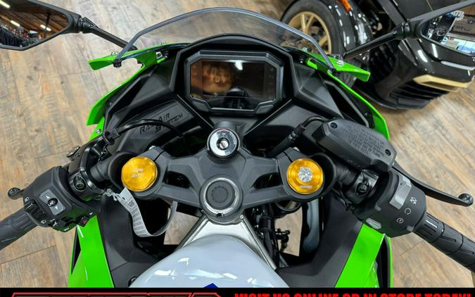 2024 Kawasaki Ninja® ZX™-4RR 40th Anniversary Edition ABS