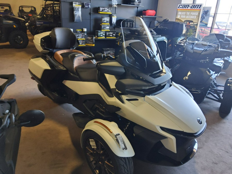 2024 Can-Am™ Spyder RT Sea-To-Sky