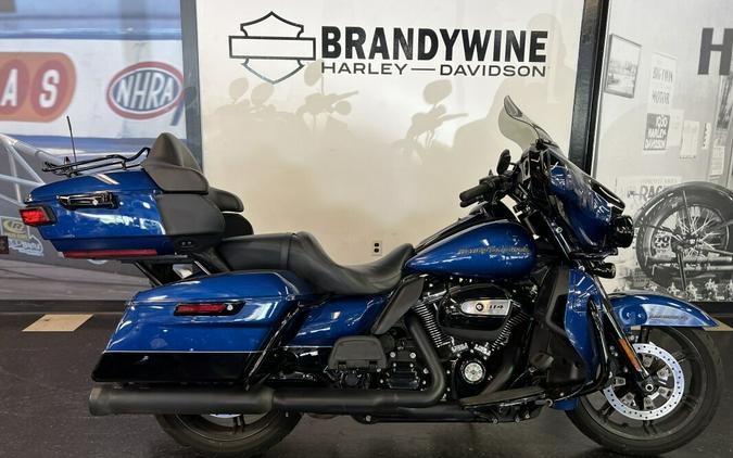 2022 Harley-Davidson Ultra Limited Reef Blue/Vivid Black FLHTK