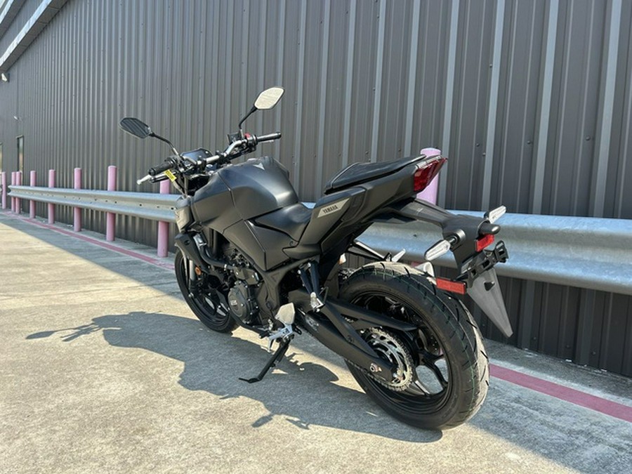 2025 Yamaha MT 03